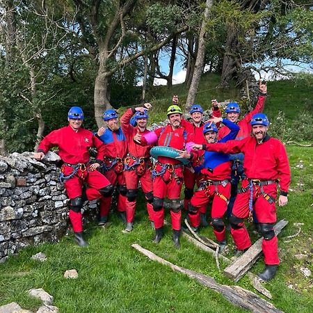 Old School House - Yorkshire Three Peaks Challenge Weathercote 외부 사진
