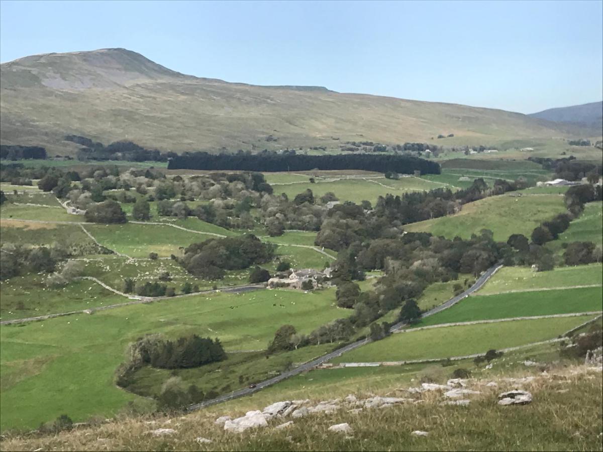 Old School House - Yorkshire Three Peaks Challenge Weathercote 외부 사진